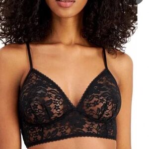 - International concepts, black lace bra